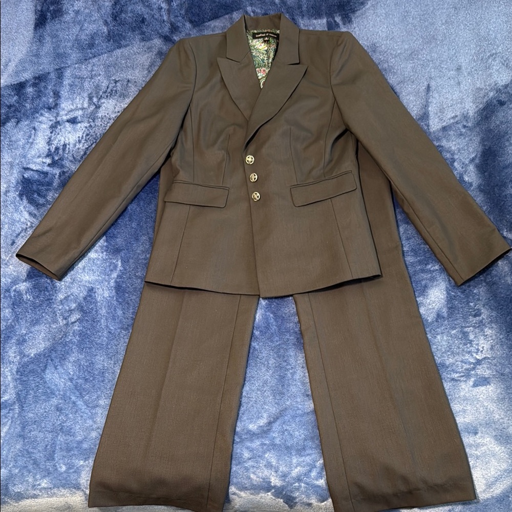 Classic Gray Blazer and Pants Set